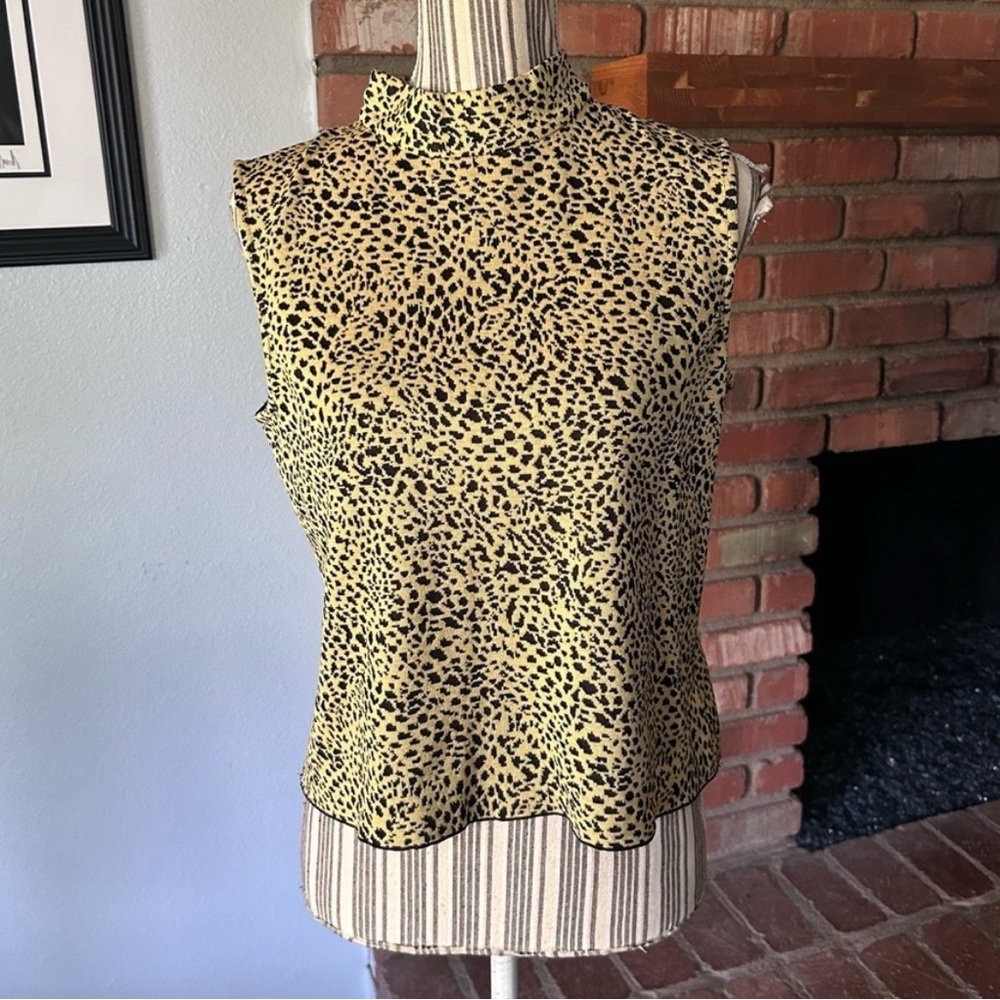 St. John Gold Leopard Print Sleeveless Knit Top Sz S
